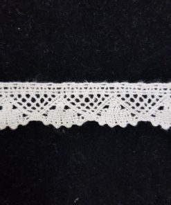bombažna čipka umazano bela 25mm