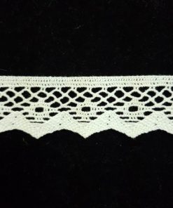 bombažna čipka umazano bela 30mm